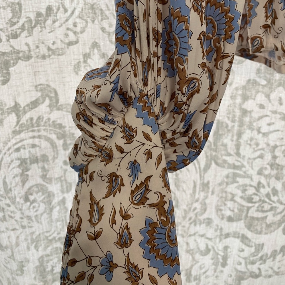 Silky Floral Print Peasant Blouse in Cream and Blue Sz XS fits S (oversized) - Picture 10 of 12